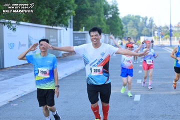 BINH DUONG NEW CITY HALF MARATHON 2024 - Ảnh #1769097