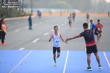 BINH DUONG NEW CITY HALF MARATHON 2024 - Ảnh #1738857