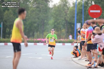 BINH DUONG NEW CITY HALF MARATHON 2024 - Ảnh #1736589