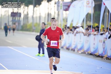 BINH DUONG NEW CITY HALF MARATHON 2024 - Ảnh #1757329