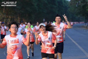 BINH DUONG NEW CITY HALF MARATHON 2024 - Ảnh #1772176