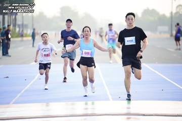 BINH DUONG NEW CITY HALF MARATHON 2024 - Ảnh #1756975