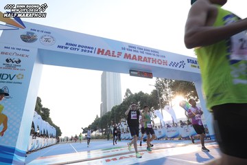 BINH DUONG NEW CITY HALF MARATHON 2024 - Ảnh #1820180