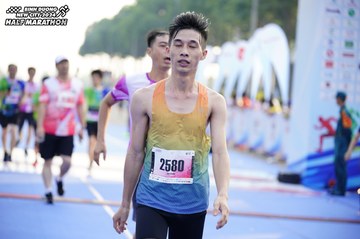 BINH DUONG NEW CITY HALF MARATHON 2024 - Ảnh #1762879