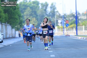 BINH DUONG NEW CITY HALF MARATHON 2024 - Ảnh #1766988