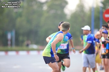 BINH DUONG NEW CITY HALF MARATHON 2024 - Ảnh #1736333