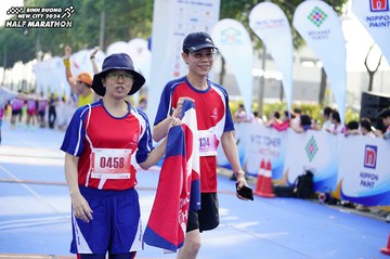 BINH DUONG NEW CITY HALF MARATHON 2024 - Ảnh #1770419