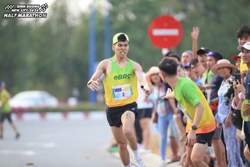 BINH DUONG NEW CITY HALF MARATHON 2024 - Ảnh #1736445
