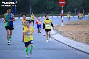 BINH DUONG NEW CITY HALF MARATHON 2024 - Ảnh #1726232