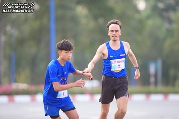 BINH DUONG NEW CITY HALF MARATHON 2024 - Ảnh #1736394