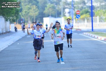 BINH DUONG NEW CITY HALF MARATHON 2024 - Ảnh #1770226