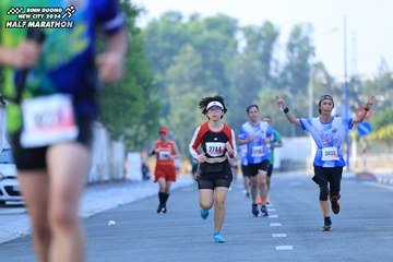 BINH DUONG NEW CITY HALF MARATHON 2024 - Ảnh #1764395