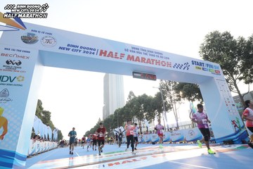 BINH DUONG NEW CITY HALF MARATHON 2024 - Ảnh #1821418