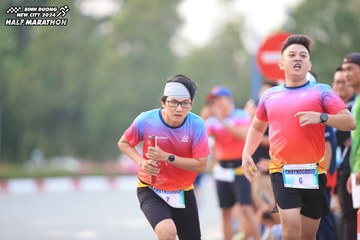 BINH DUONG NEW CITY HALF MARATHON 2024 - Ảnh #1736841
