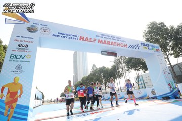 BINH DUONG NEW CITY HALF MARATHON 2024 - Ảnh #1818795