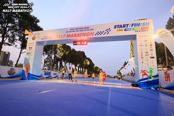 BINH DUONG NEW CITY HALF MARATHON 2024 - Ảnh #1729698