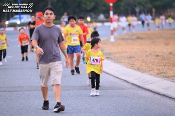 BINH DUONG NEW CITY HALF MARATHON 2024 - Ảnh #1726989