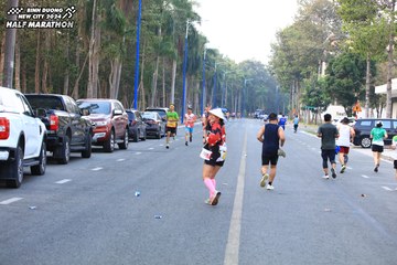 BINH DUONG NEW CITY HALF MARATHON 2024 - Ảnh #1755818
