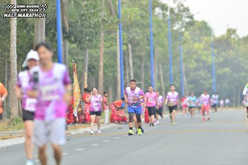 BINH DUONG NEW CITY HALF MARATHON 2024 - Ảnh #1750697