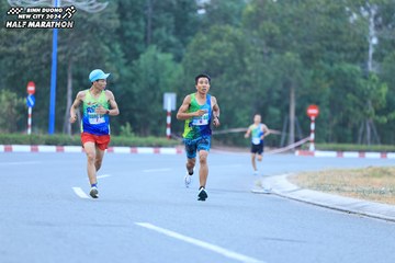 BINH DUONG NEW CITY HALF MARATHON 2024 - Ảnh #1736013
