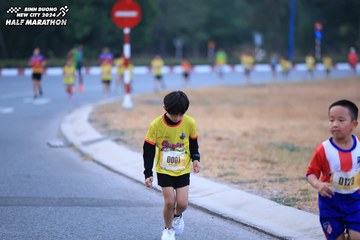 BINH DUONG NEW CITY HALF MARATHON 2024 - Ảnh #1726251