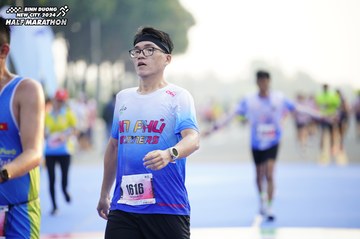 BINH DUONG NEW CITY HALF MARATHON 2024 - Ảnh #1763390