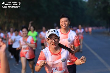 BINH DUONG NEW CITY HALF MARATHON 2024 - Ảnh #1772190