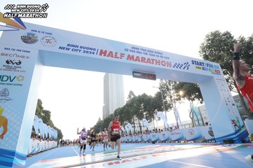 BINH DUONG NEW CITY HALF MARATHON 2024 - Ảnh #1821355