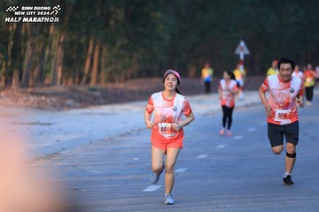 BINH DUONG NEW CITY HALF MARATHON 2024 - Ảnh #1772240