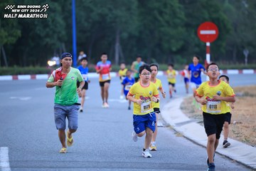 BINH DUONG NEW CITY HALF MARATHON 2024 - Ảnh #1726190