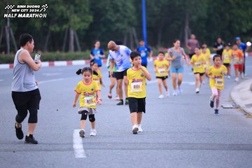 BINH DUONG NEW CITY HALF MARATHON 2024 - Ảnh #1726863