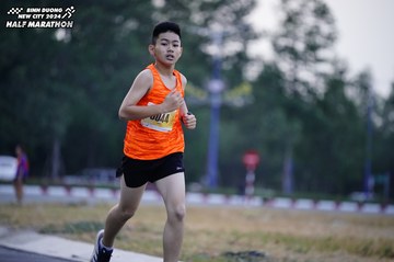 BINH DUONG NEW CITY HALF MARATHON 2024 - Ảnh #1724532