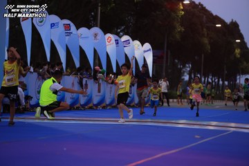 BINH DUONG NEW CITY HALF MARATHON 2024 - Ảnh #1729155