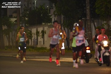 BINH DUONG NEW CITY HALF MARATHON 2024 - Ảnh #1755554