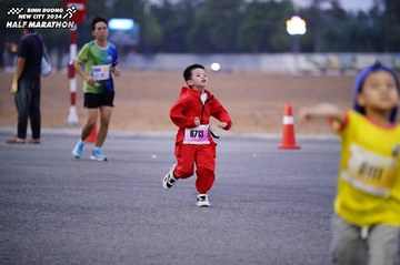 BINH DUONG NEW CITY HALF MARATHON 2024 - Ảnh #1725802