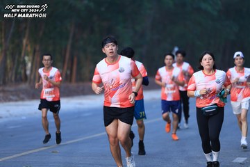 BINH DUONG NEW CITY HALF MARATHON 2024 - Ảnh #1750110