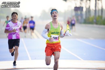 BINH DUONG NEW CITY HALF MARATHON 2024 - Ảnh #1756927