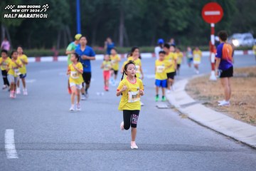 BINH DUONG NEW CITY HALF MARATHON 2024 - Ảnh #1726623