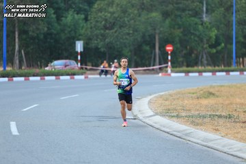 BINH DUONG NEW CITY HALF MARATHON 2024 - Ảnh #1735113
