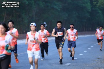 BINH DUONG NEW CITY HALF MARATHON 2024 - Ảnh #1750120