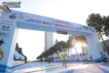 BINH DUONG NEW CITY HALF MARATHON 2024 - Ảnh #1819955