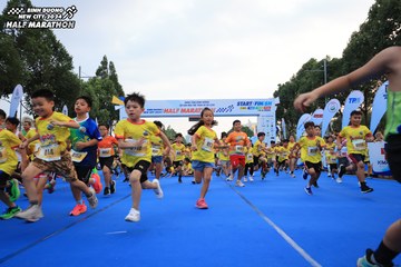 BINH DUONG NEW CITY HALF MARATHON 2024 - Ảnh #1729424