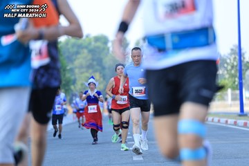 BINH DUONG NEW CITY HALF MARATHON 2024 - Ảnh #1767148