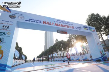 BINH DUONG NEW CITY HALF MARATHON 2024 - Ảnh #1819985