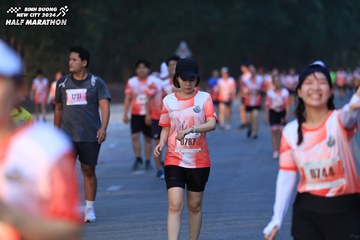 BINH DUONG NEW CITY HALF MARATHON 2024 - Ảnh #1772011