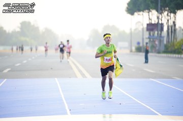 BINH DUONG NEW CITY HALF MARATHON 2024 - Ảnh #1756721