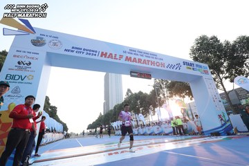 BINH DUONG NEW CITY HALF MARATHON 2024 - Ảnh #1819319