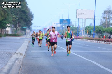 BINH DUONG NEW CITY HALF MARATHON 2024 - Ảnh #1765578