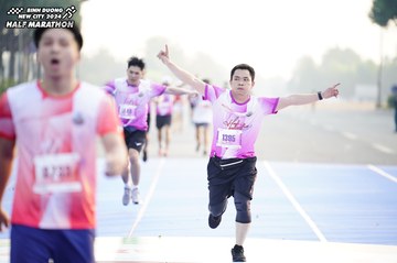 BINH DUONG NEW CITY HALF MARATHON 2024 - Ảnh #1758086