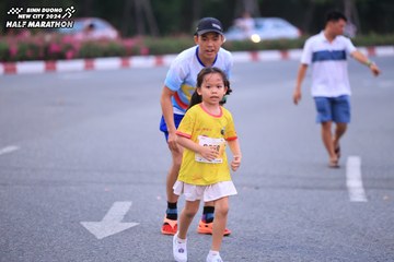BINH DUONG NEW CITY HALF MARATHON 2024 - Ảnh #1726999